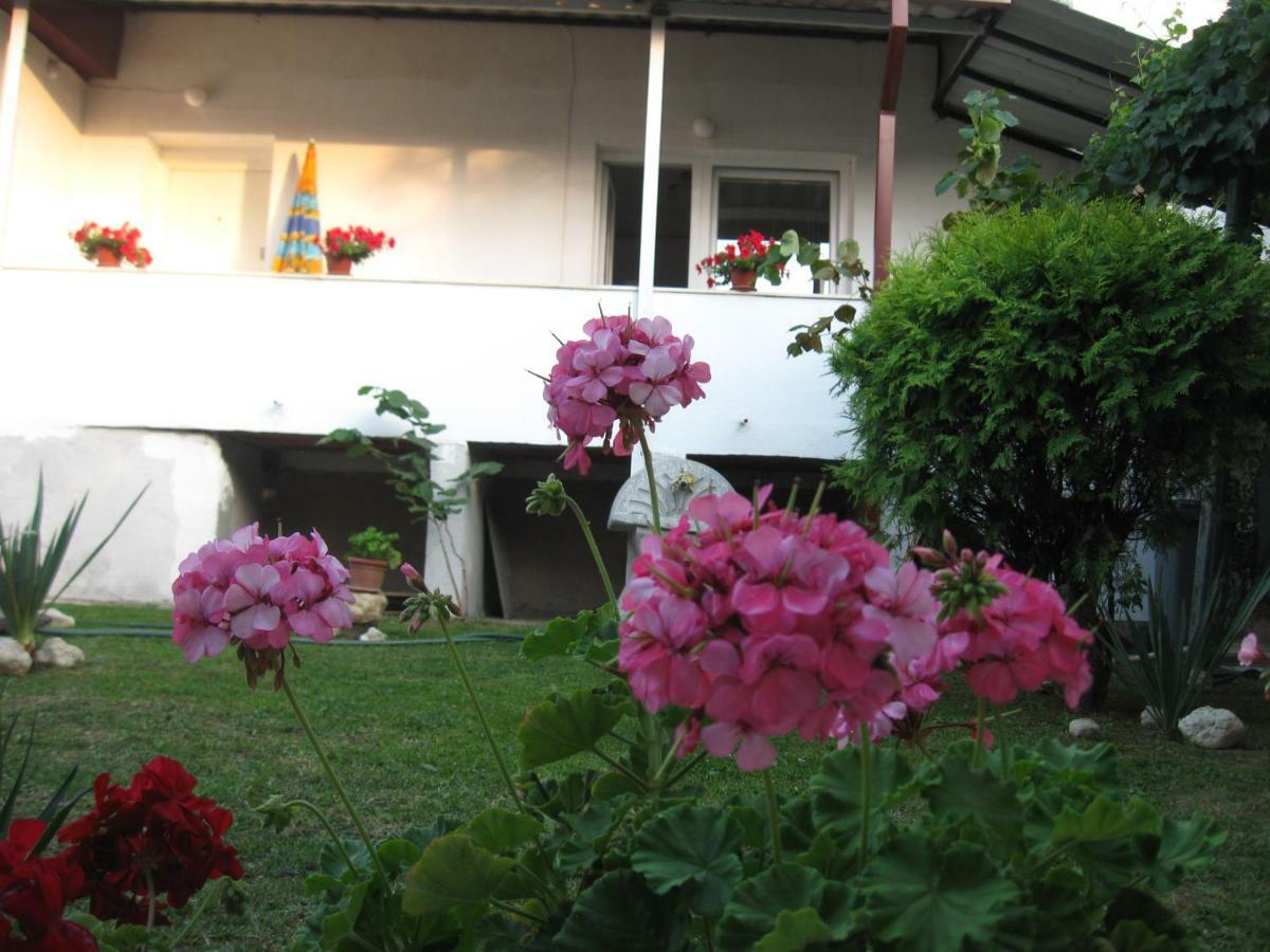 City Center Apartments Prilep Ngoại thất bức ảnh